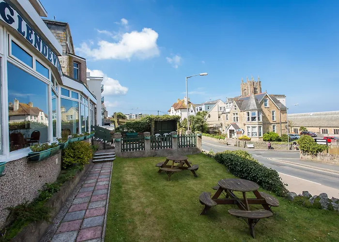 GlendeveorAirport Hotel